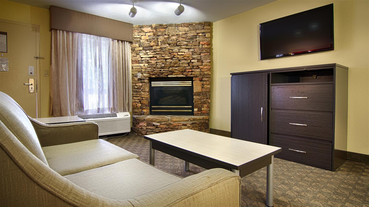 Hotel Western Cades Cove 3*